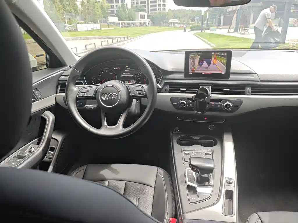 Audi A4L — миниатюра 4