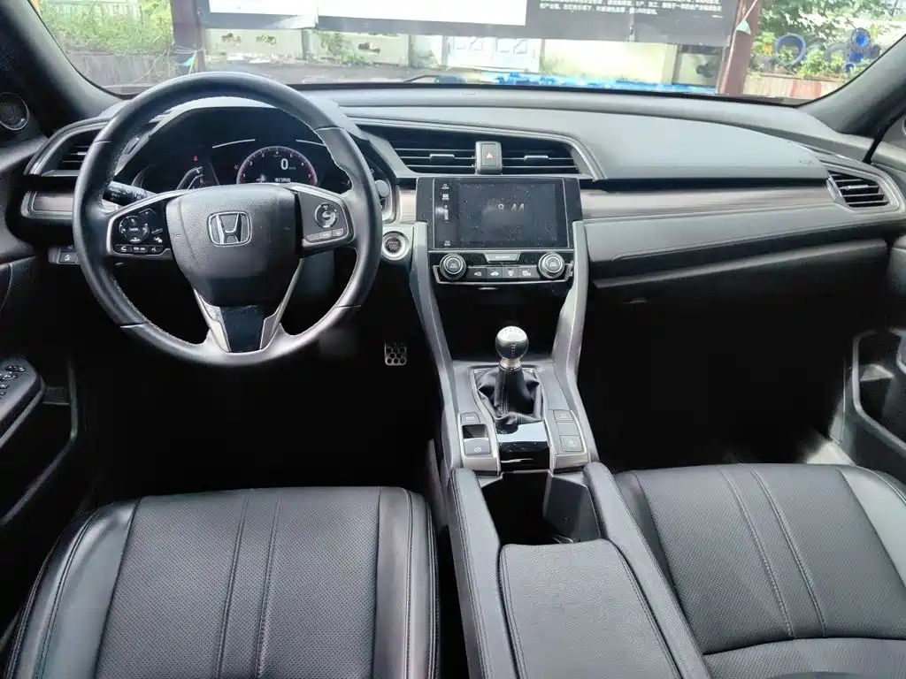 Honda Civic — миниатюра 5