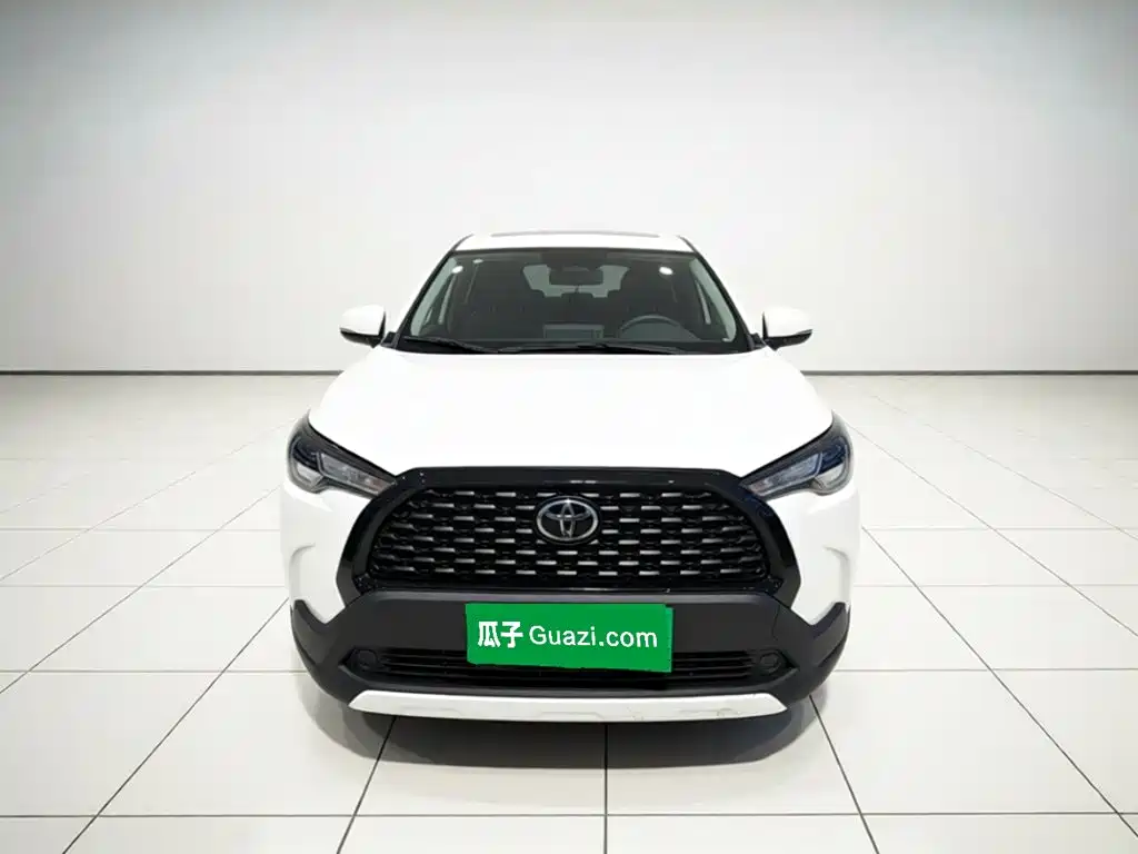 Toyota Corolla Cross — миниатюра 2