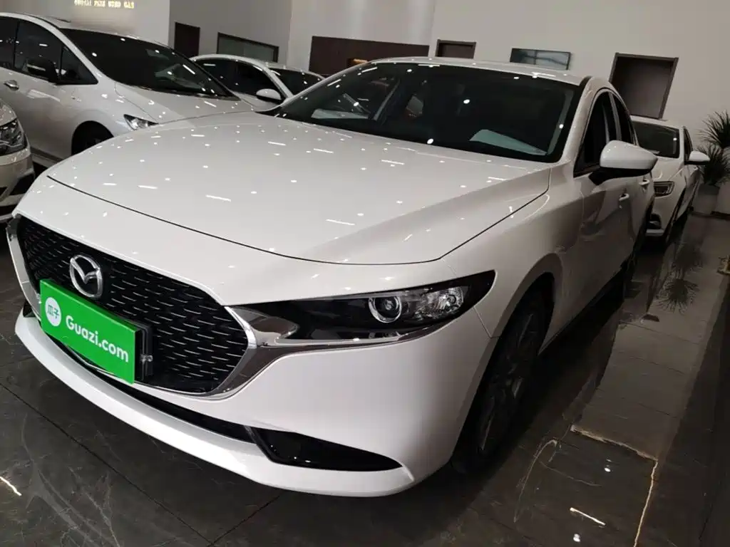 Mazda 3 Axela — миниатюра 2