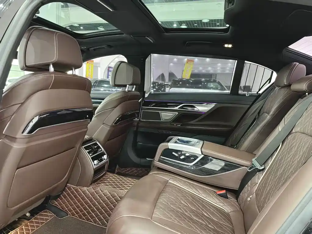 BMW 7 Series 7 2019 740Li Lead M Sport