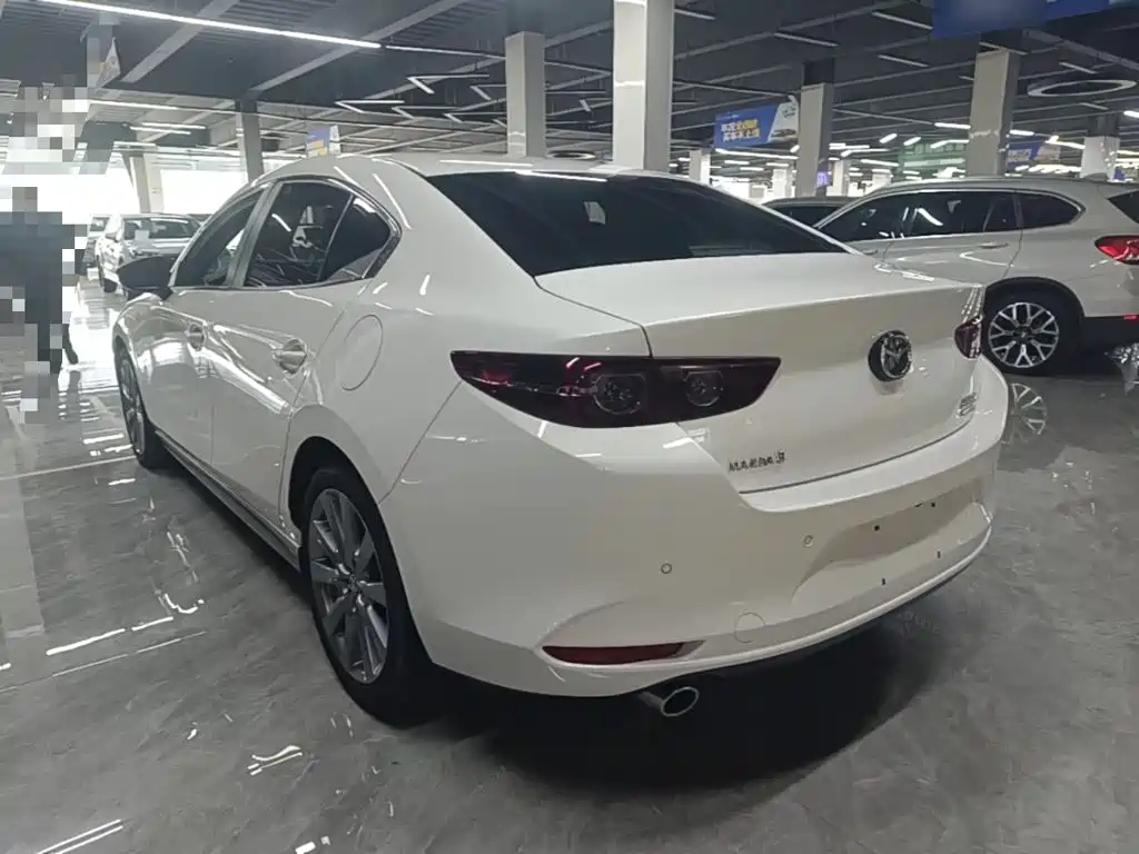 Mazda 3 Axela — миниатюра 5