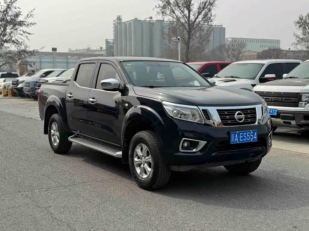 NISSAN NAVARRA