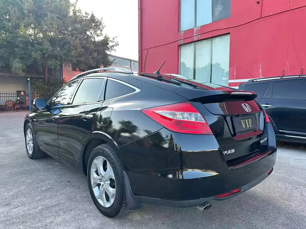 Honda Crosstour — миниатюра 4