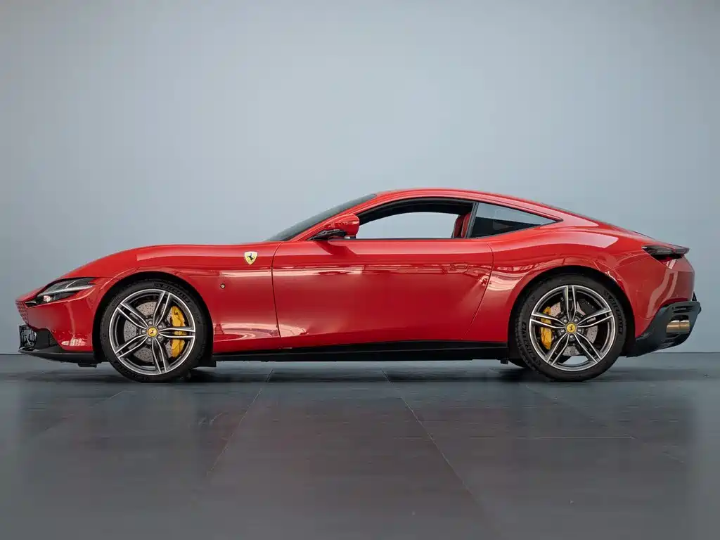 Ferrari Roma — миниатюра 7