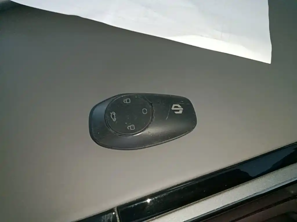 Leapmotor Leapmotor C11 — миниатюра 9