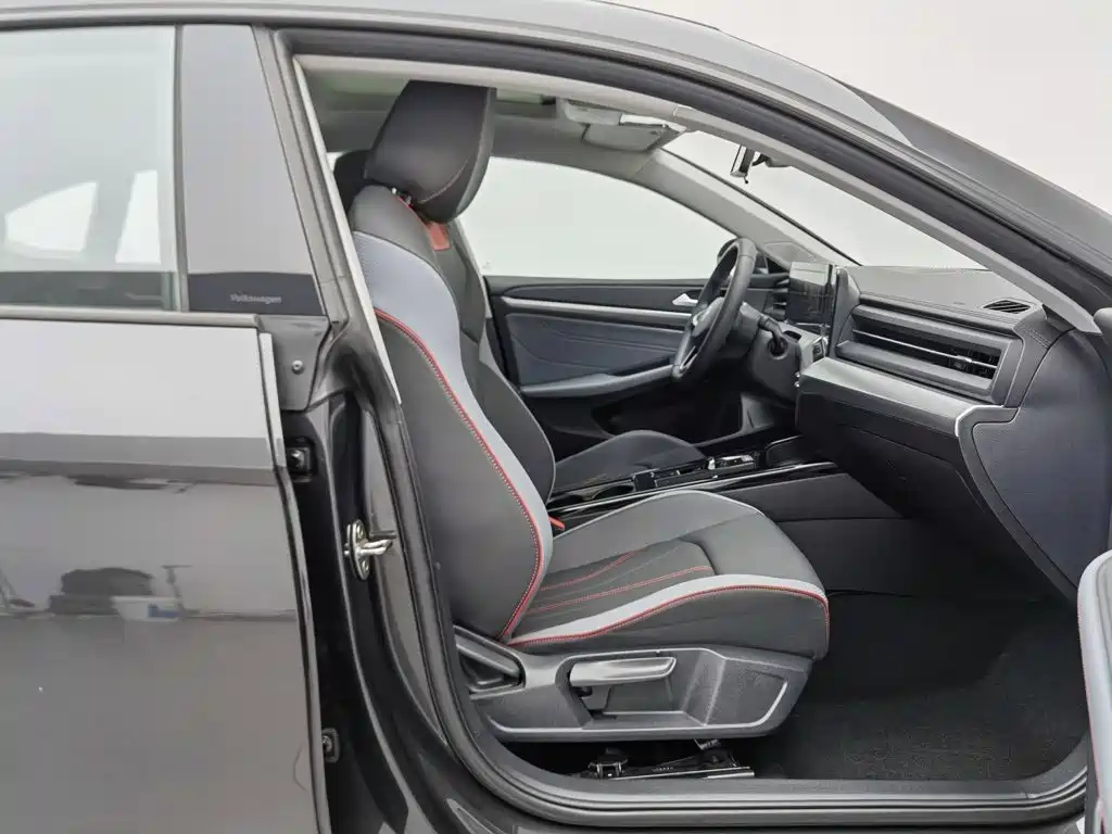 Volkswagen Lamando — миниатюра 23