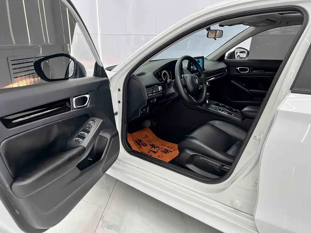Honda Civic 2022 180TURBO CVT