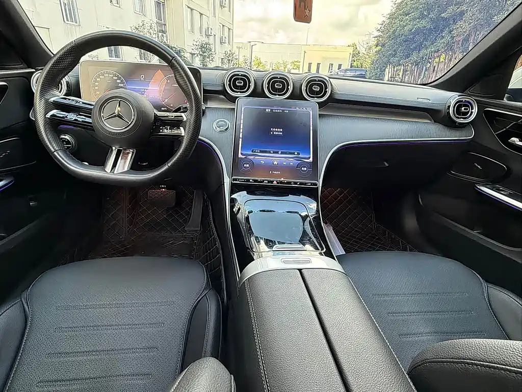 Mercedes-Benz C-Class — миниатюра 14
