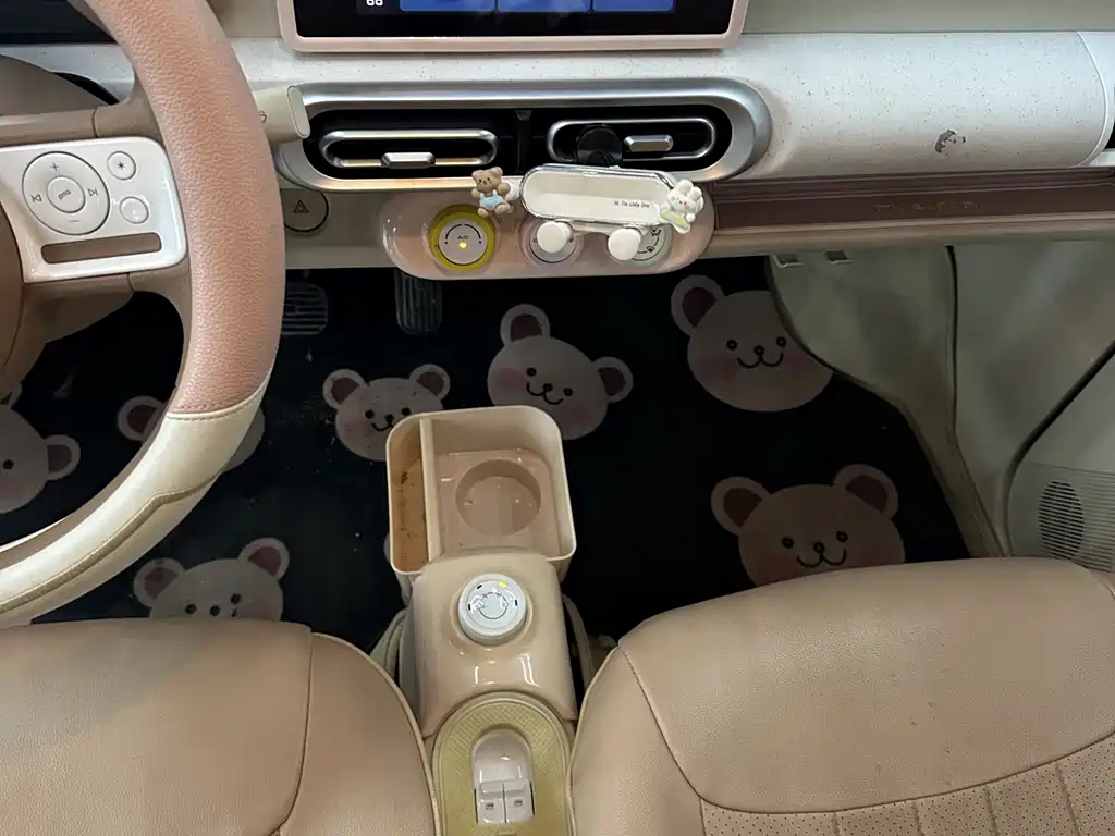 Wuling MINIEV — миниатюра 7