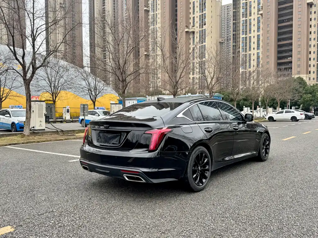CADILLAC CT5