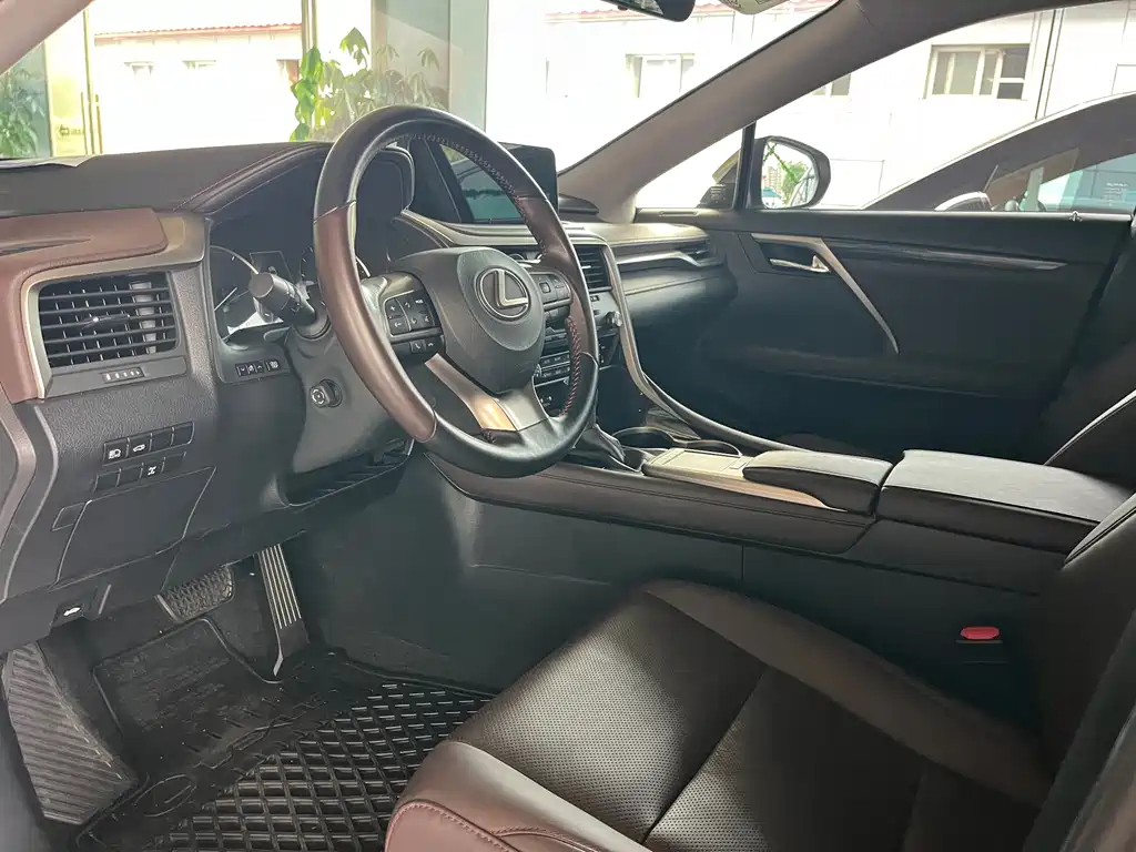 Lexus RX — миниатюра 3