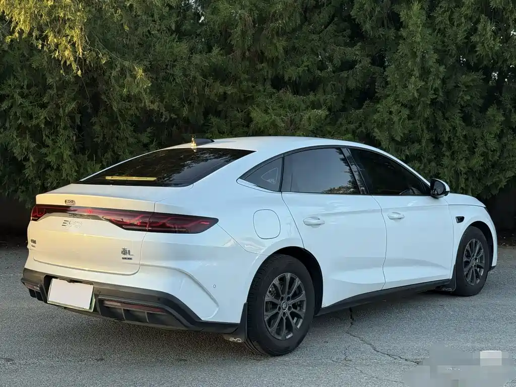 BYD Qin L — миниатюра 9