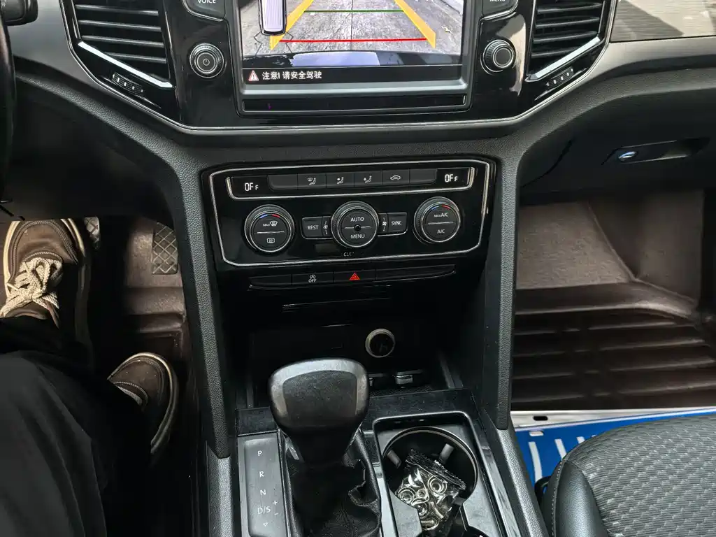Volkswagen Teramont — миниатюра 9