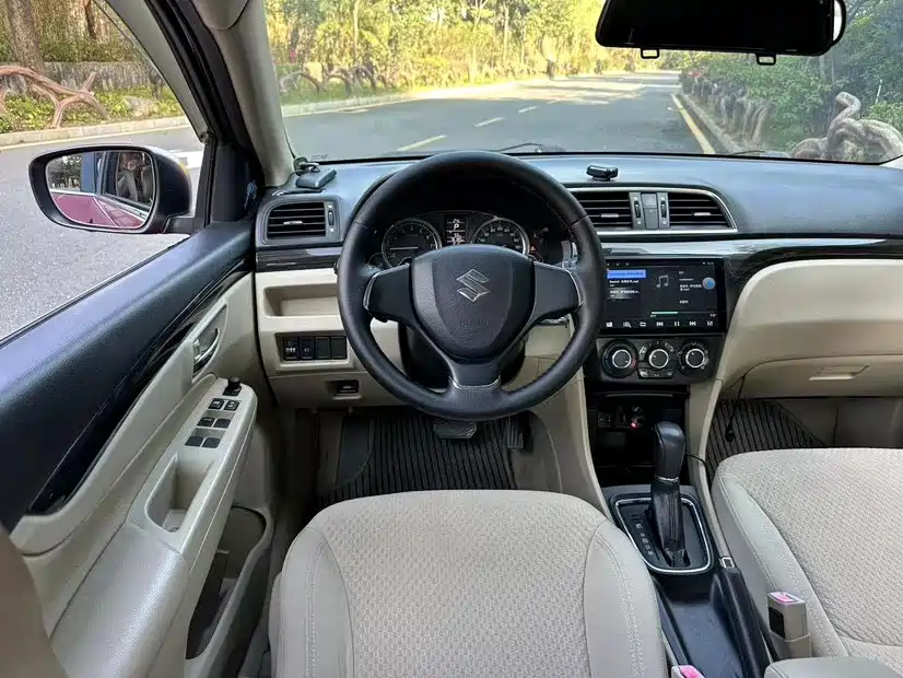Suzuki Alivio — миниатюра 14