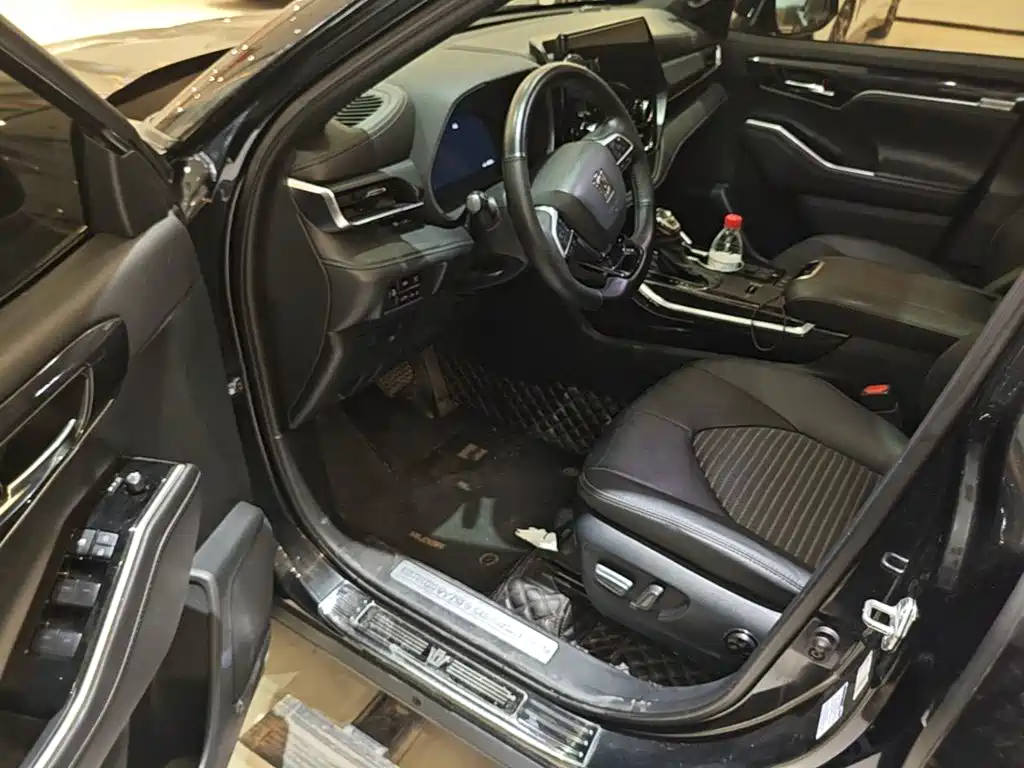 Toyota Crown Kluger — миниатюра 16
