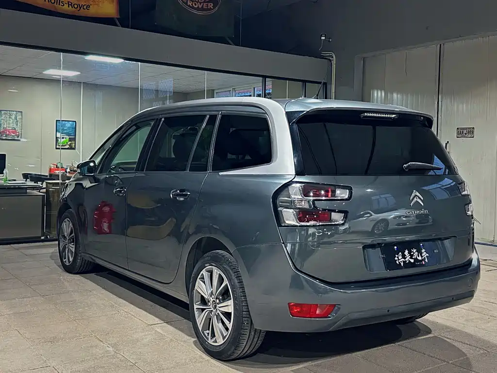 Citroen C4 Picasso — миниатюра 6