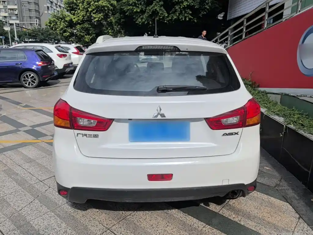 Mitsubishi ASX — миниатюра 6