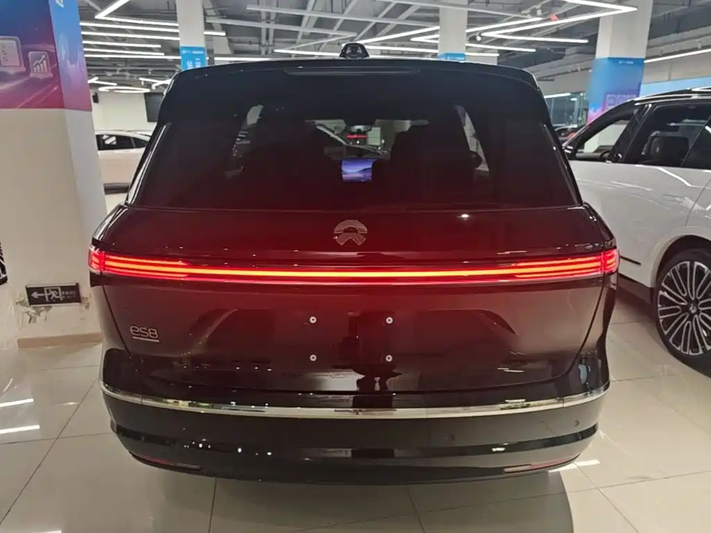 NIO ES8 — миниатюра 6