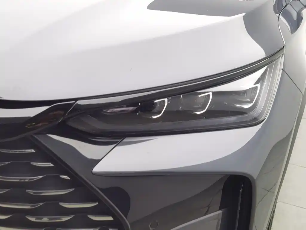 BYD Tang New Energy — миниатюра 7