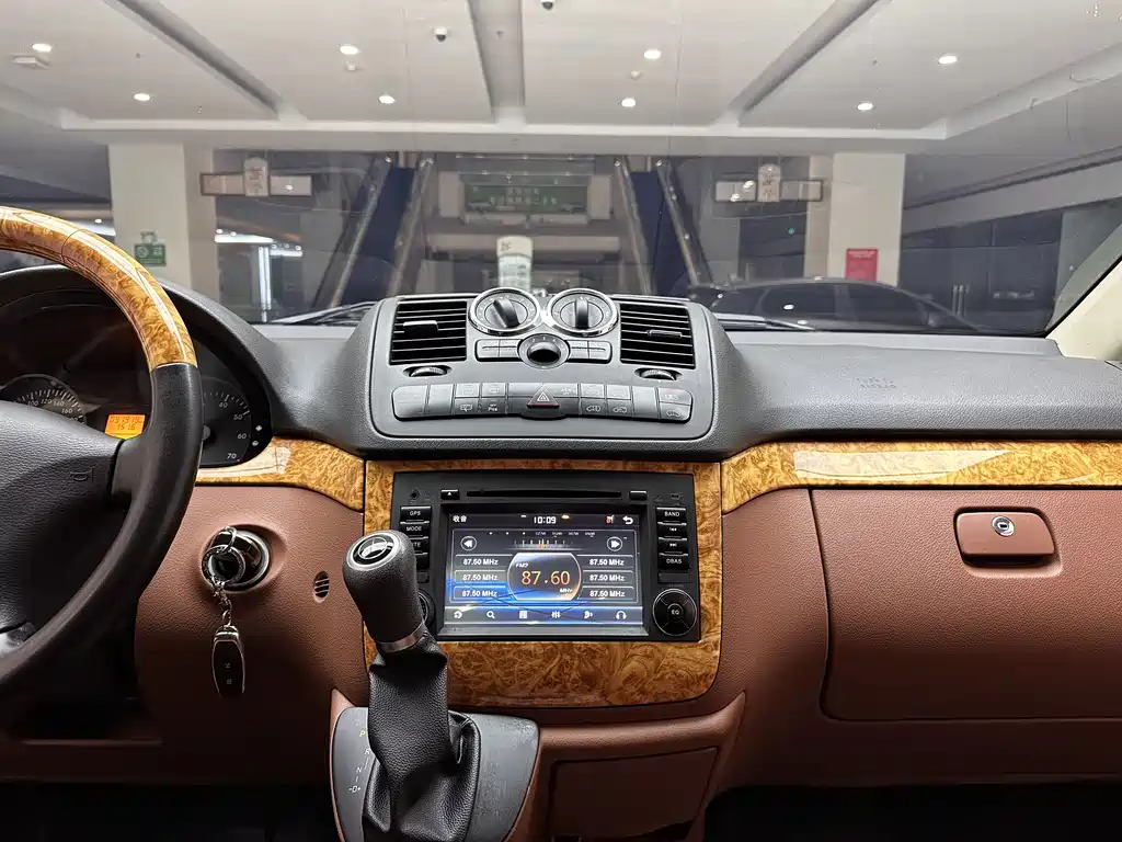 Mercedes-Benz Vito — миниатюра 9