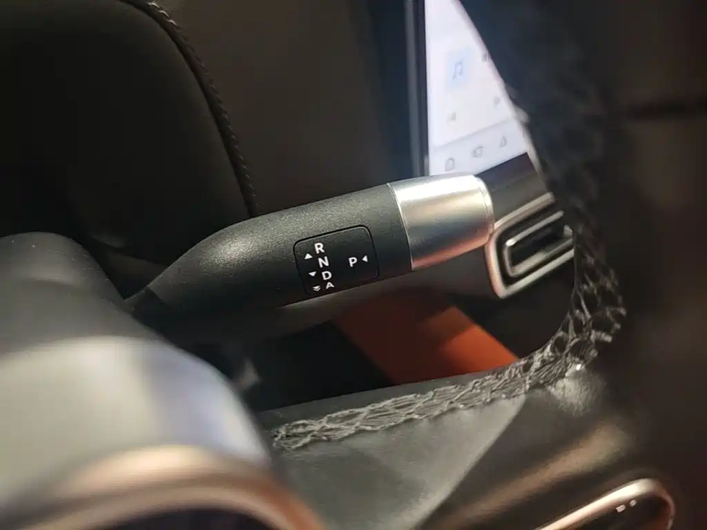 Li Auto Li L9 — миниатюра 14