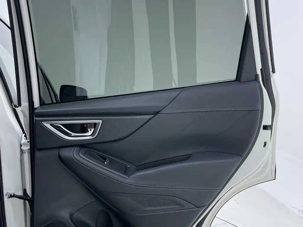 Subaru Forester — миниатюра 25
