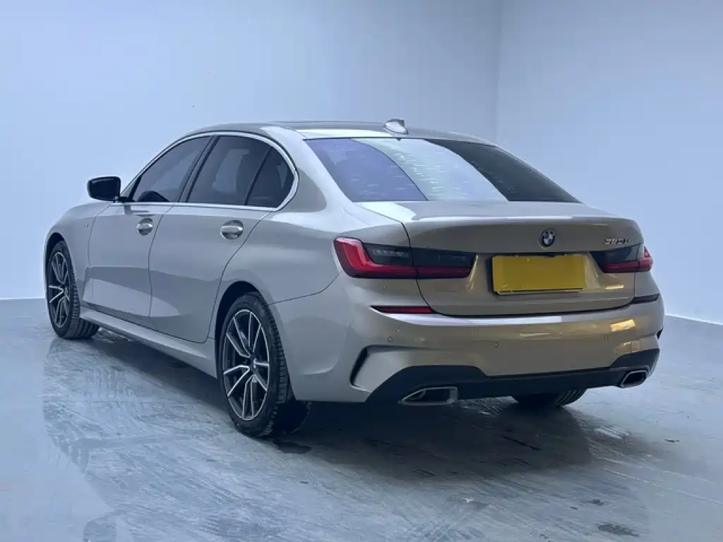 BMW 3 Series — миниатюра 4