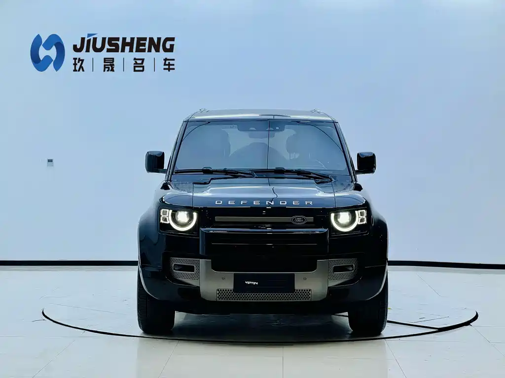 Land Rover Defender — миниатюра 2