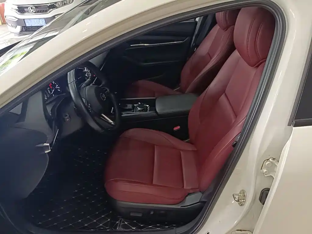 Mazda 3 Axela — миниатюра 15