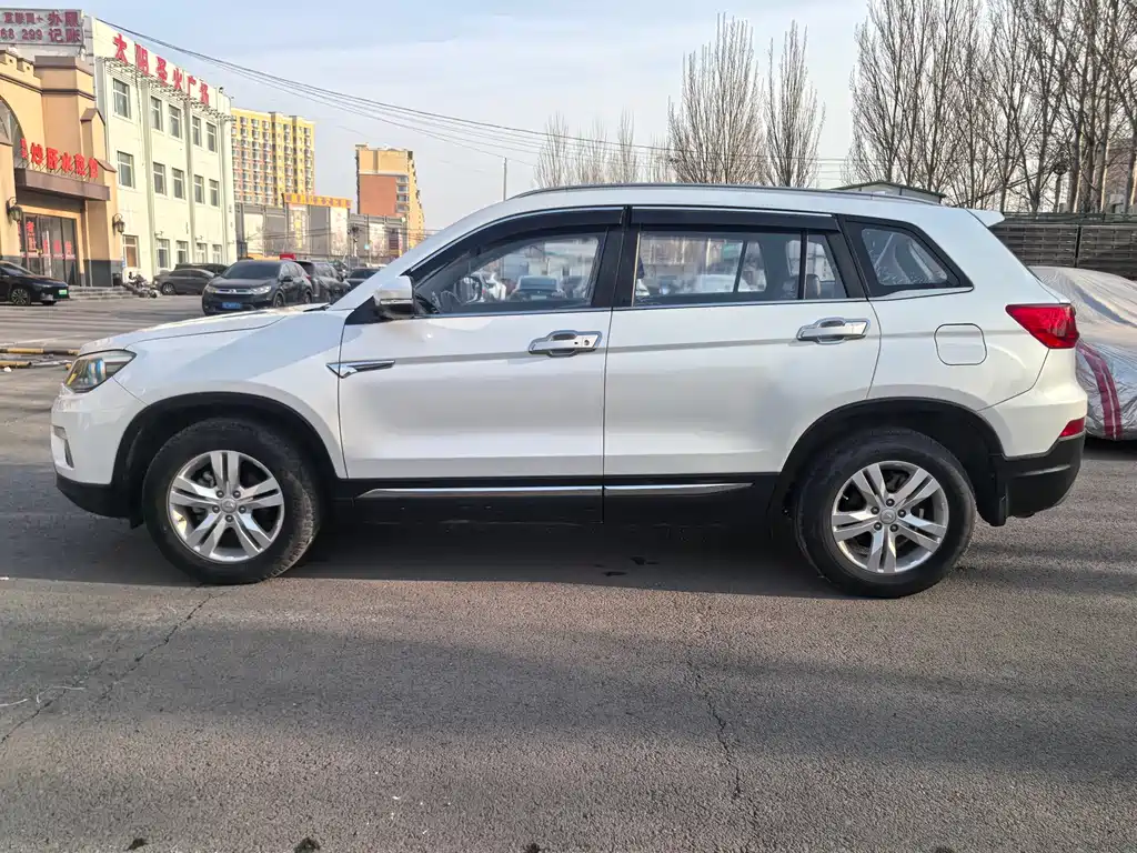 CHANGAN CS75