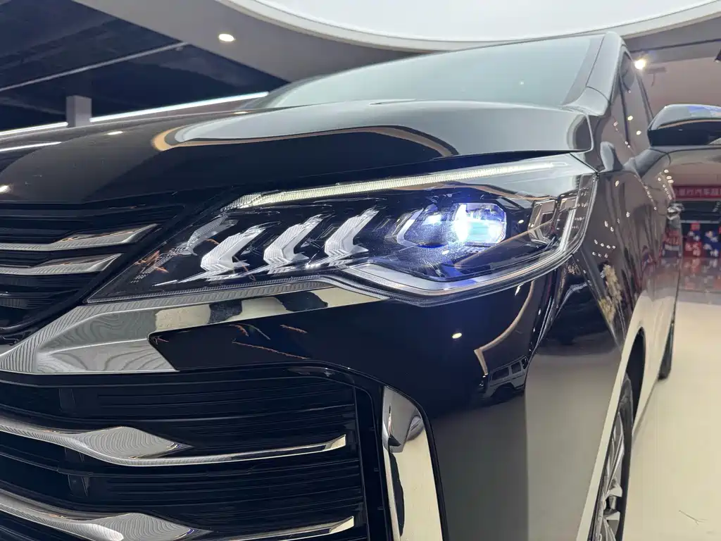 SAIC MAXUS CHASE G50