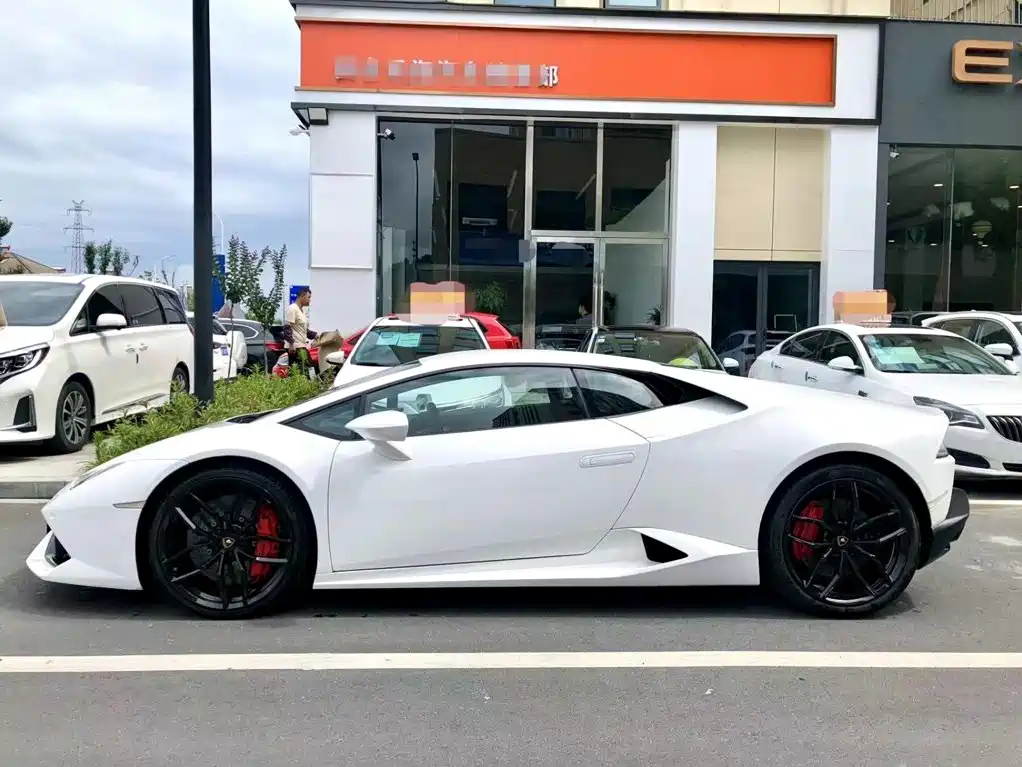 Lamborghini Huracán — миниатюра 5