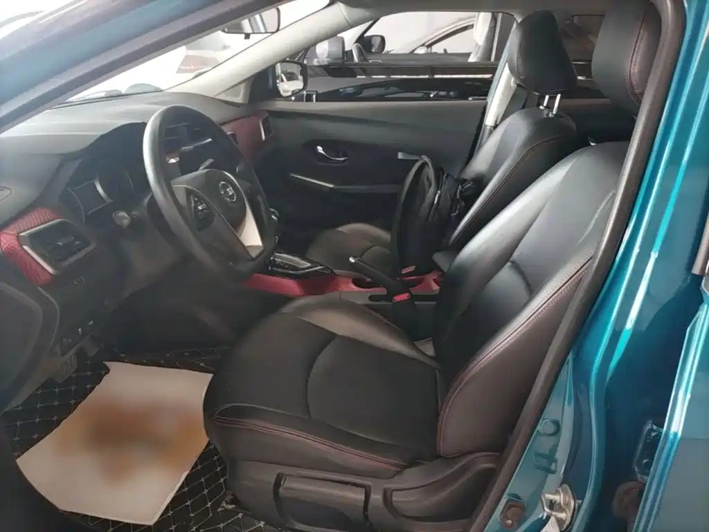 Nissan Bluebird — миниатюра 15