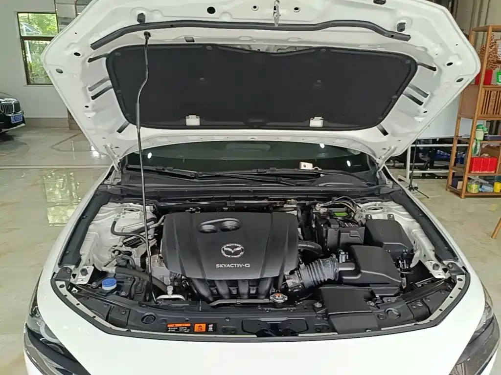 Mazda 3 Axela — миниатюра 20