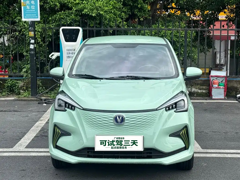 Changan Benben E-Star — миниатюра 2