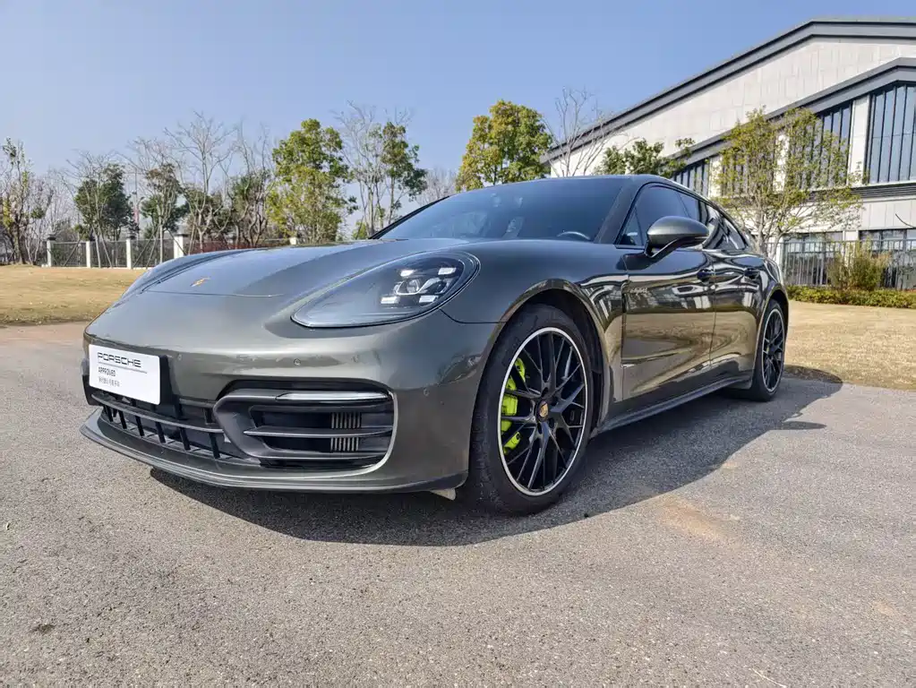 PORSCHE PANAMERA NEW ENERGY