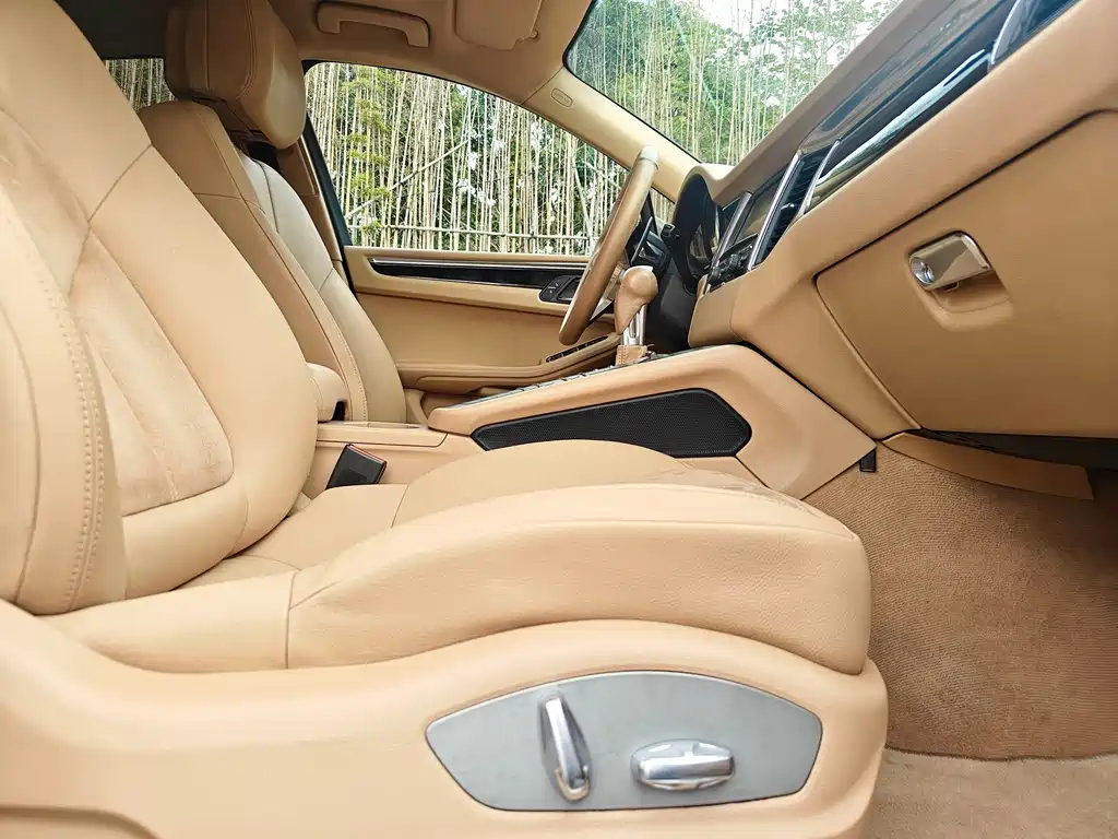 Porsche Macan — миниатюра 15