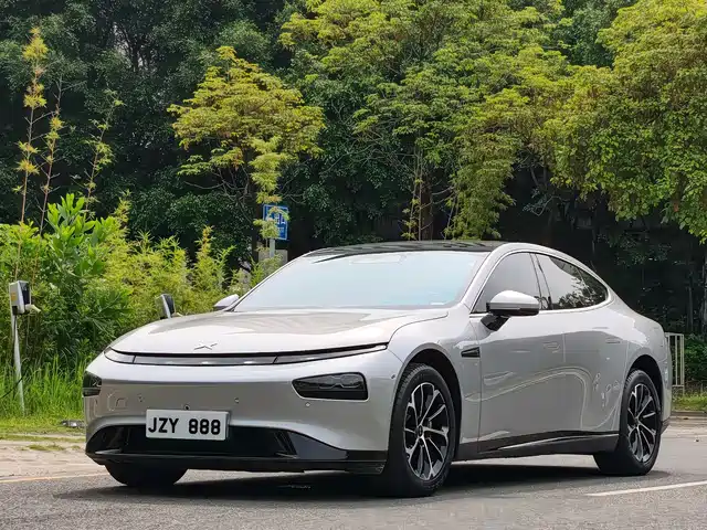 2022 Xpeng P7
