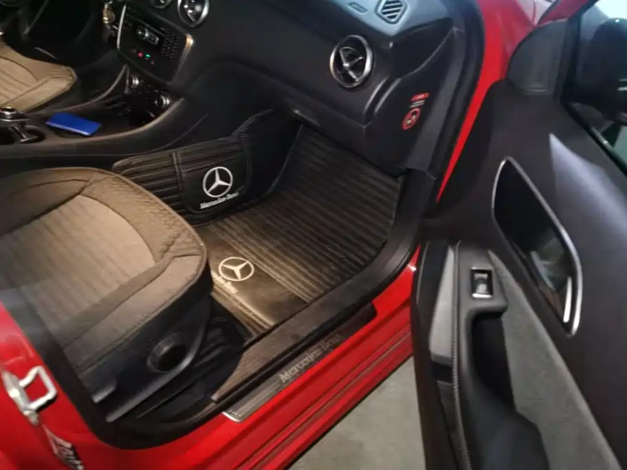 Mercedes-Benz A-Class (Import) — миниатюра 8