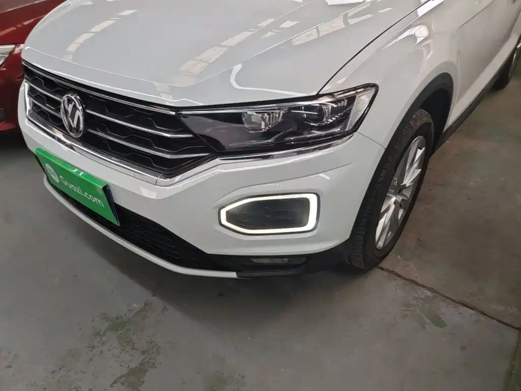 Volkswagen T-Roc — миниатюра 24