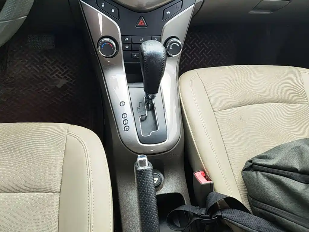 Chevrolet Cruze — миниатюра 14