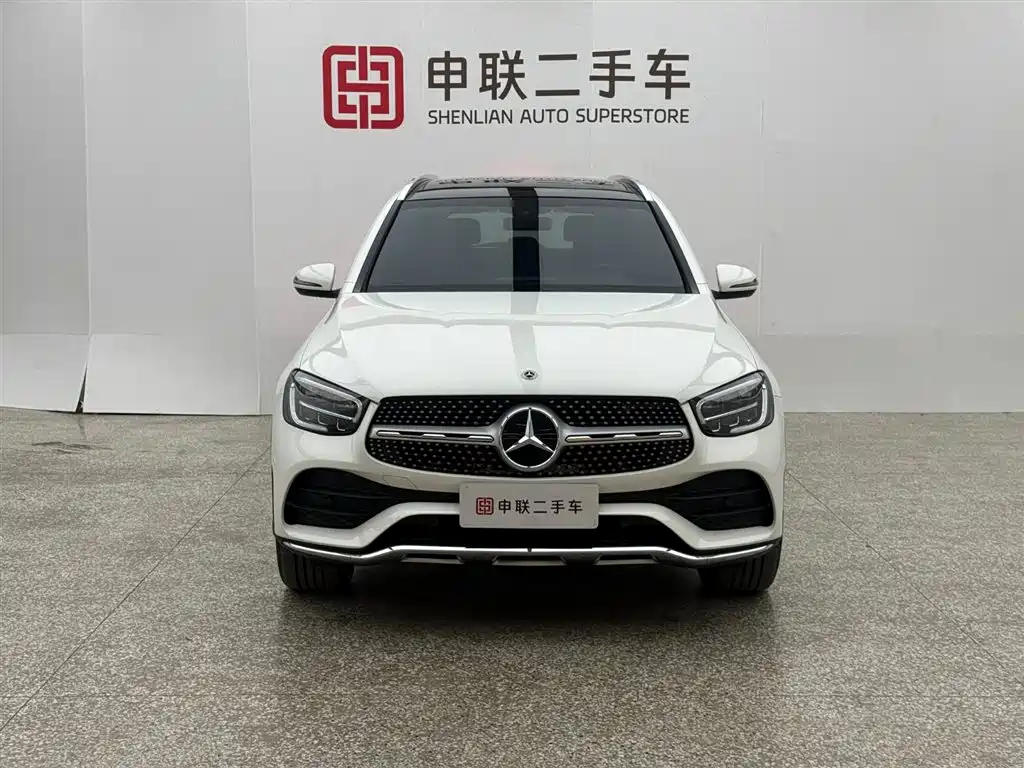 MERCEDES-BENZ GLC