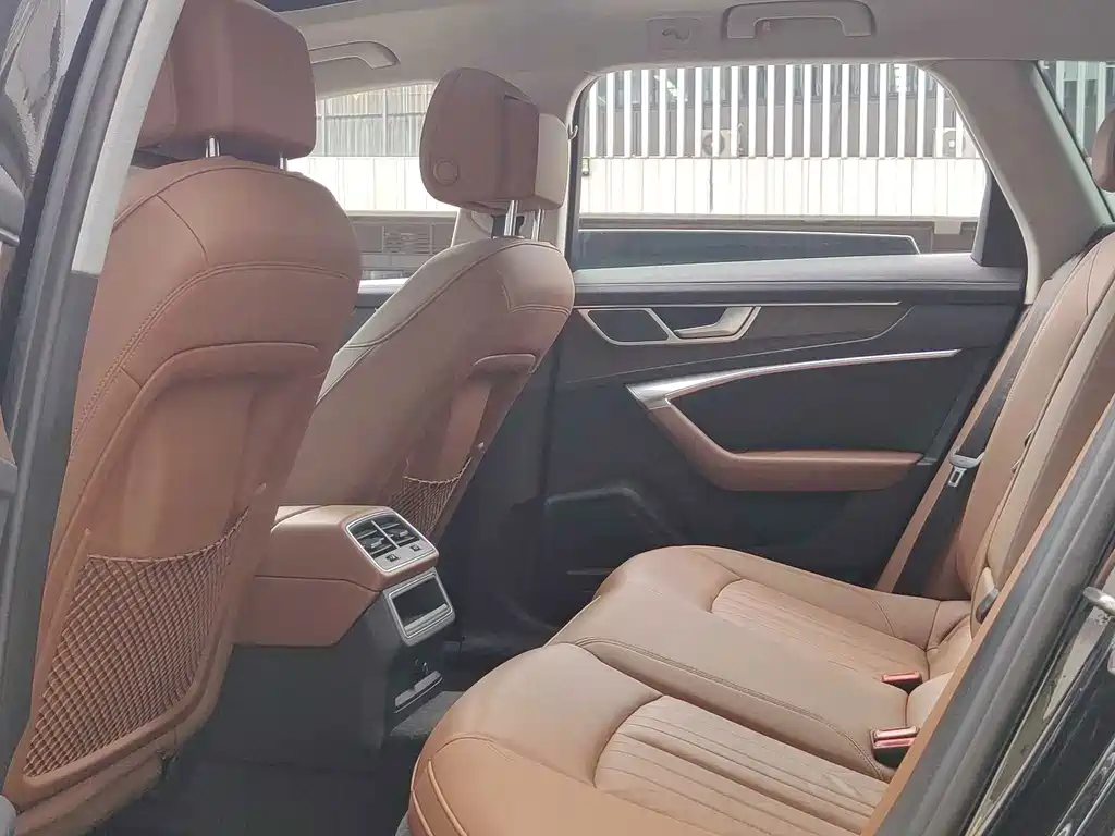 Audi A6 (Import) — миниатюра 16