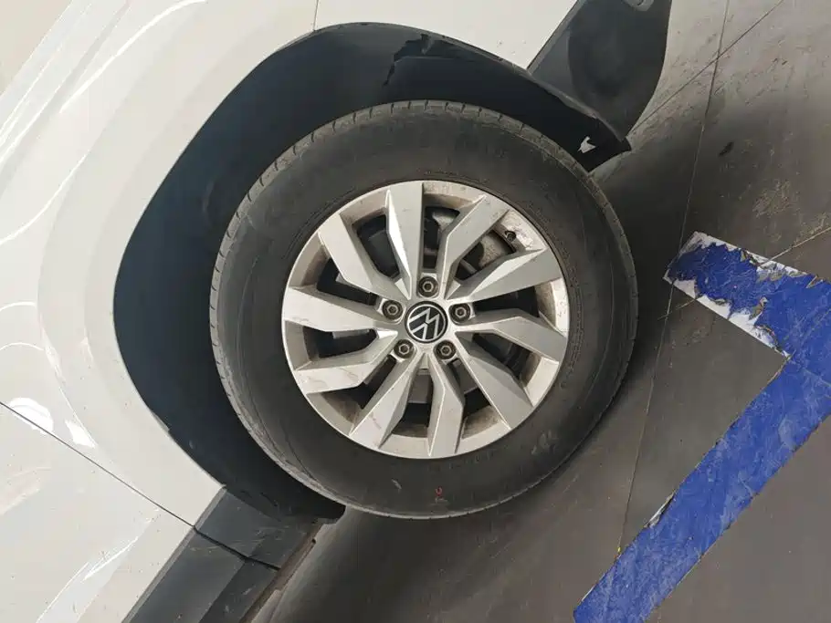 Volkswagen Tharu — миниатюра 6