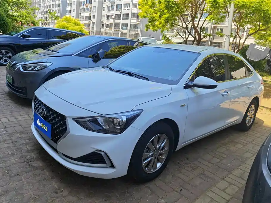 Hyundai Elantra 2021