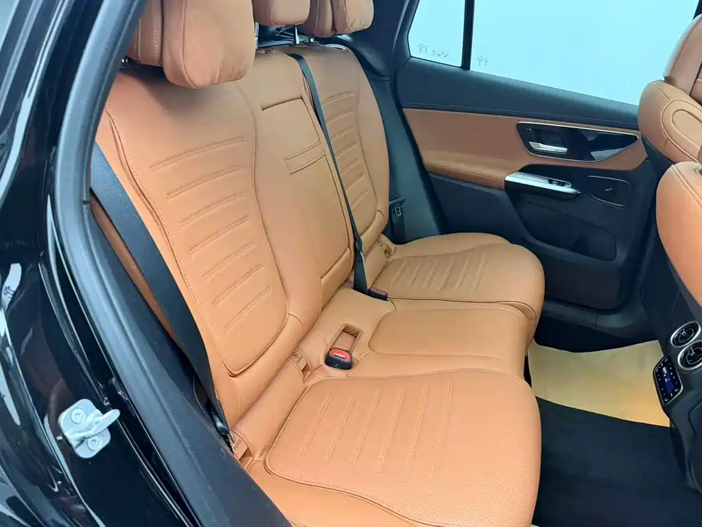 Mercedes-Benz GLC — миниатюра 24