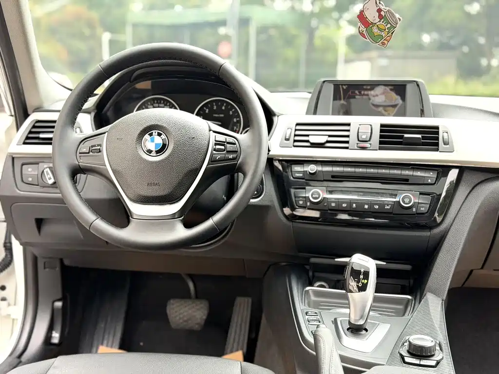 BMW 3 Series — миниатюра 4
