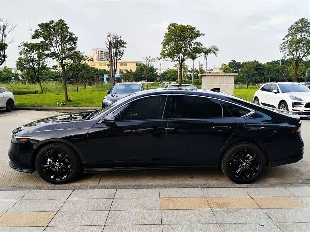 Honda Accord — миниатюра 3