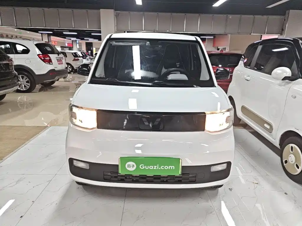 Wuling MINIEV — миниатюра 3